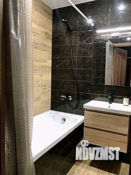 1-к квартира, посуточно, 37м2, 26/32 этаж