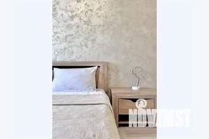 1-к квартира, посуточно, 40м2, 13/25 этаж