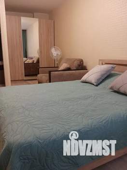 1-к квартира, посуточно, 34м2, 1/10 этаж