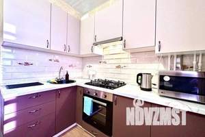 1-к квартира, посуточно, 45м2, 10/10 этаж