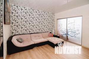 1-к квартира, посуточно, 50м2, 8/10 этаж