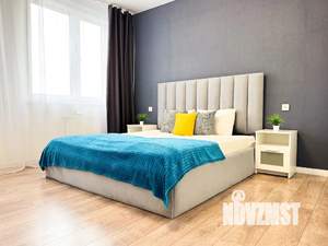 1-к квартира, посуточно, 48м2, 9/16 этаж