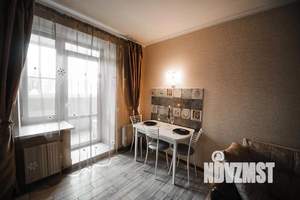 1-к квартира, посуточно, 46м2, 1/1 этаж