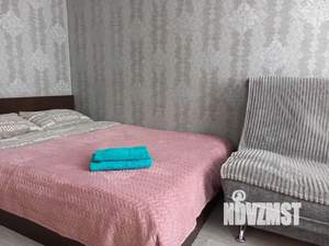 1-к квартира, посуточно, 28м2, 18/25 этаж