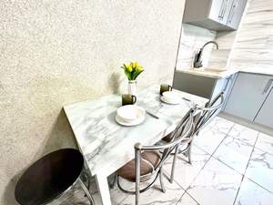 1-к квартира, посуточно, 60м2, 1/1 этаж