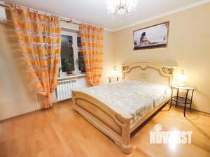 3-к квартира, посуточно, 82м2, 1/1 этаж