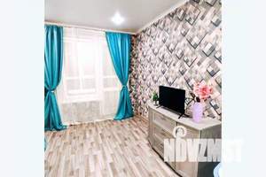 1-к квартира, посуточно, 43м2, 13/27 этаж