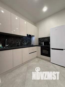 1-к квартира, посуточно, 39м2, 25/25 этаж