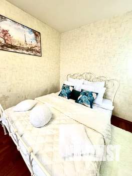 1-к квартира, посуточно, 42м2, 6/12 этаж