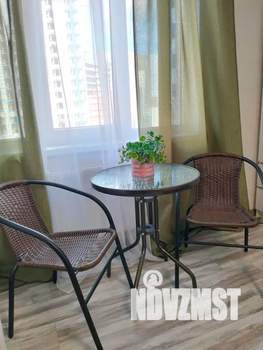 Студия квартира, посуточно, 20м2, 10/26 этаж