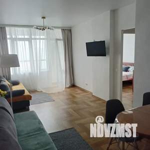 1-к квартира, посуточно, 40м2, 20/23 этаж