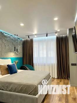 1-к квартира, посуточно, 40м2, 26/30 этаж