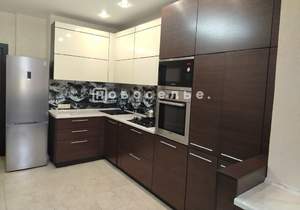 3-к квартира, на длительный срок, 110м2, 2/10 этаж