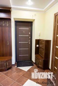 2-к квартира, посуточно, 75м2, 1/1 этаж