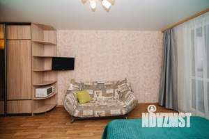 1-к квартира, посуточно, 39м2, 1/1 этаж