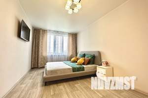 1-к квартира, посуточно, 40м2, 20/25 этаж