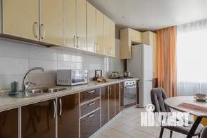 1-к квартира, посуточно, 42м2, 8/10 этаж