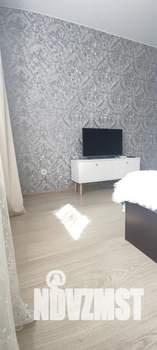 1-к квартира, посуточно, 38м2, 6/10 этаж