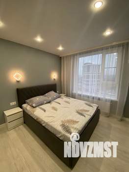 1-к квартира, посуточно, 42м2, 21/22 этаж