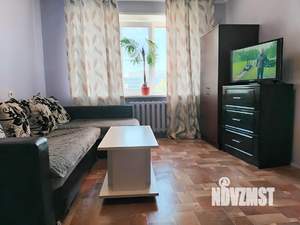1-к квартира, посуточно, 42м2, 4/10 этаж
