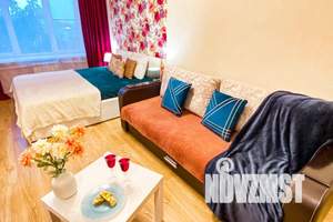 1-к квартира, посуточно, 40м2, 4/5 этаж