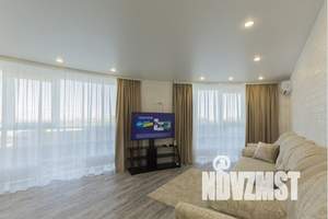 3-к квартира, посуточно, 95м2, 2/30 этаж