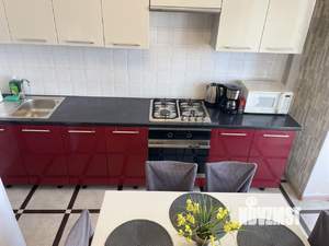 1-к квартира, посуточно, 47м2, 1/1 этаж