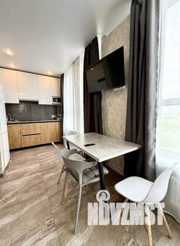 1-к квартира, посуточно, 40м2, 24/24 этаж