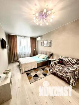 1-к квартира, посуточно, 40м2, 4/25 этаж