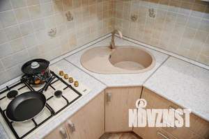 1-к квартира, посуточно, 40м2, 1/5 этаж