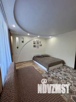 1-к квартира, посуточно, 42м2, 2/10 этаж