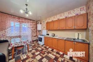 1-к квартира, посуточно, 52м2, 1/25 этаж