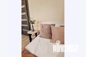 1-к квартира, посуточно, 42м2, 8/16 этаж