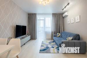 1-к квартира, посуточно, 42м2, 18/25 этаж