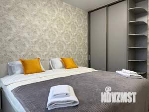 1-к квартира, посуточно, 37м2, 2/25 этаж