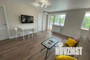 2-к квартира, посуточно, 50м2, 5/5 этаж