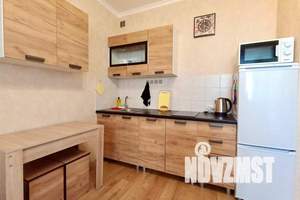 1-к квартира, посуточно, 32м2, 5/25 этаж