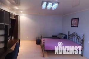 1-к квартира, посуточно, 49м2, 8/10 этаж