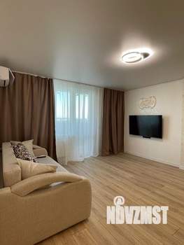 1-к квартира, посуточно, 52м2, 1/1 этаж