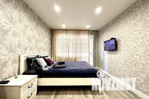 1-к квартира, посуточно, 40м2, 3/9 этаж