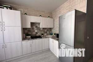 1-к квартира, посуточно, 38м2, 10/15 этаж