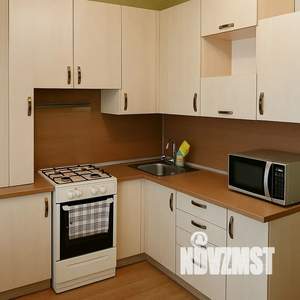 1-к квартира, посуточно, 39м2, 3/6 этаж