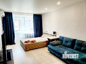 1-к квартира, посуточно, 38м2, 9/9 этаж