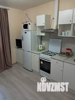 1-к квартира, посуточно, 37м2, 16/25 этаж