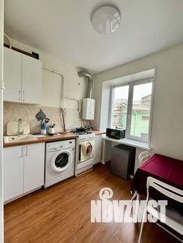 2-к квартира, посуточно, 40м2, 3/5 этаж