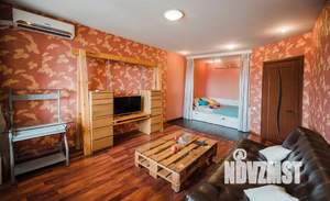 1-к квартира, посуточно, 50м2, 1/1 этаж