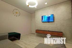 2-к квартира, посуточно, 65м2, 23/25 этаж