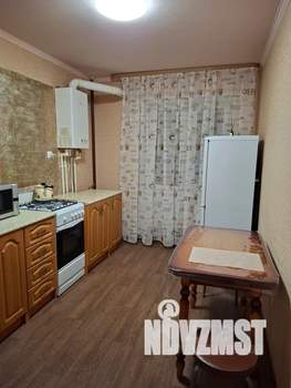 1-к квартира, посуточно, 37м2, 7/10 этаж