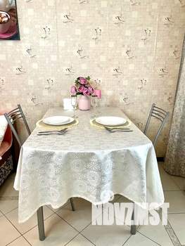1-к квартира, посуточно, 50м2, 2/10 этаж