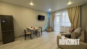 1-к квартира, посуточно, 42м2, 17/25 этаж